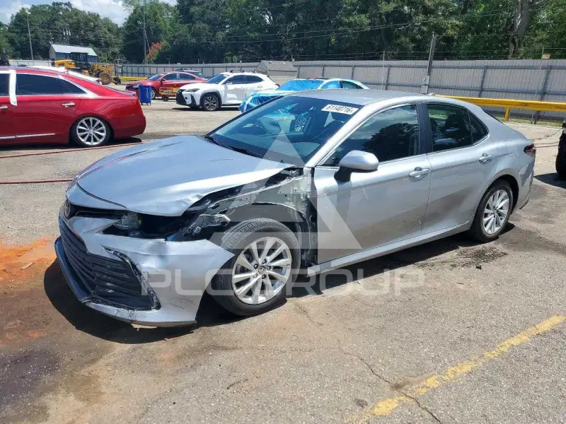 2023 Toyota CAMRY фото