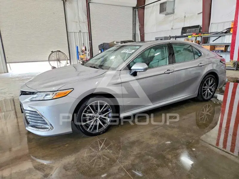 2023 Toyota CAMRY фото