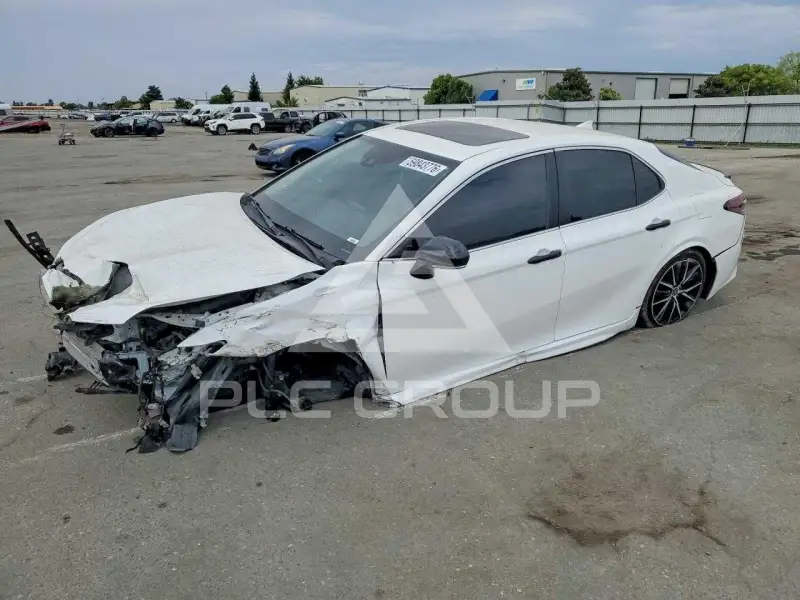 2023 Toyota CAMRY фото