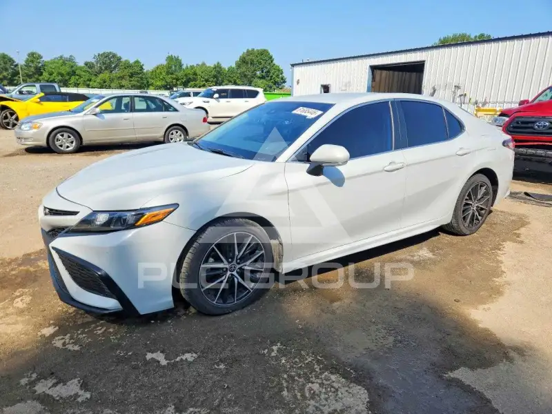 2023 Toyota CAMRY фото