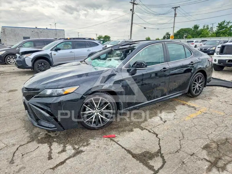2023 Toyota CAMRY фото