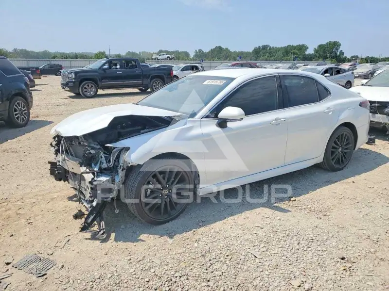 2023 Toyota CAMRY фото