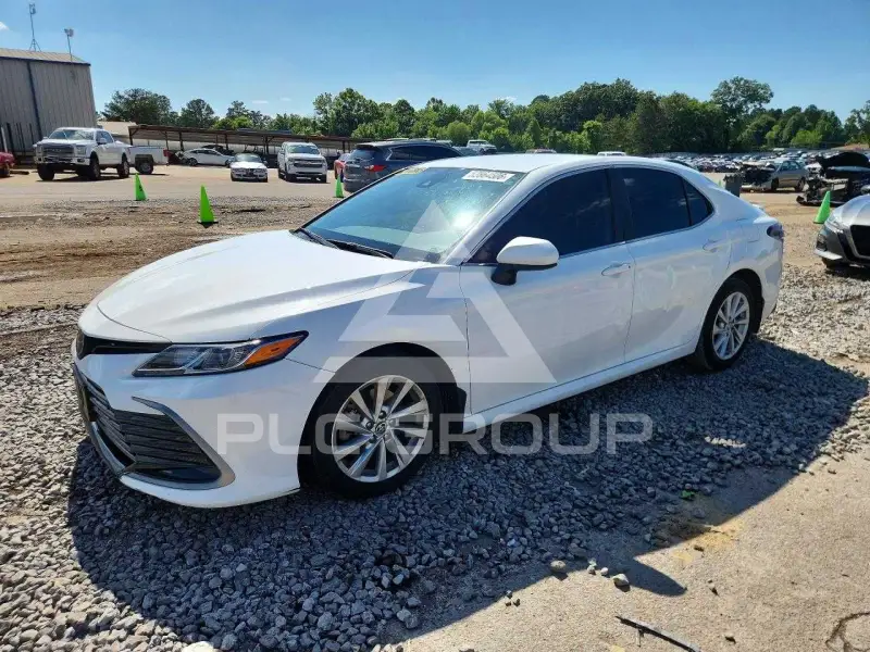 2023 Toyota CAMRY фото