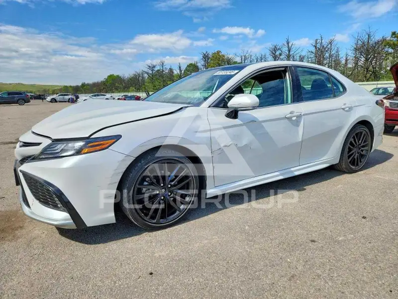 2023 Toyota CAMRY фото