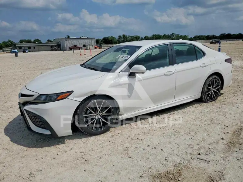 2023 Toyota CAMRY фото