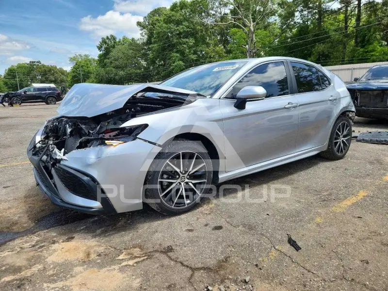 2023 Toyota CAMRY фото