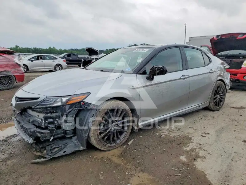 2023 Toyota CAMRY фото