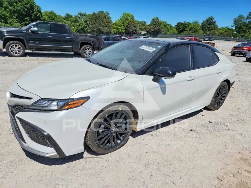 2023 Toyota CAMRY photo