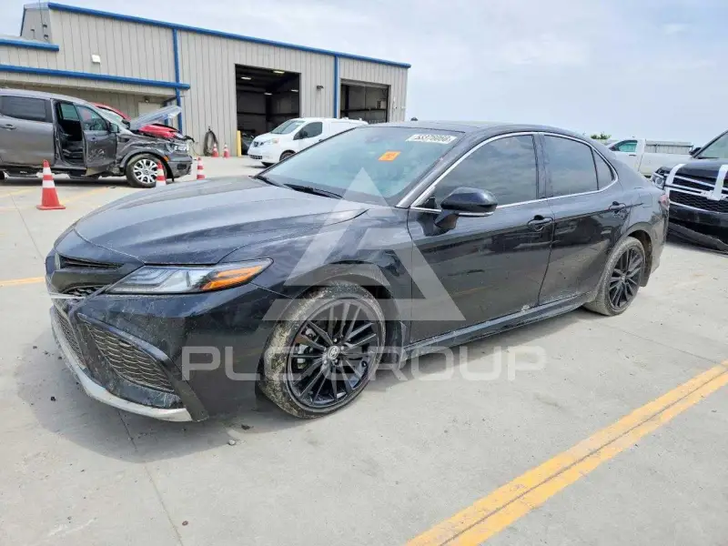 2023 Toyota CAMRY фото