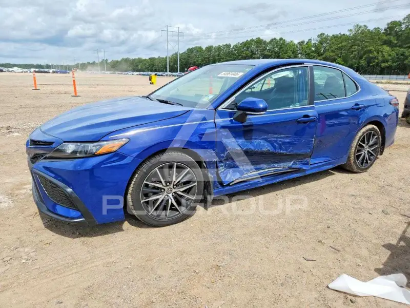 2023 Toyota CAMRY фото