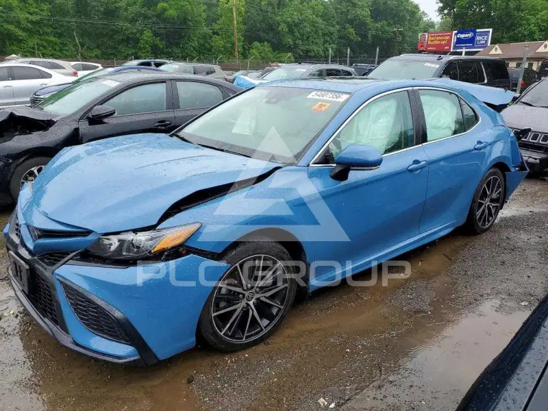 2023 Toyota CAMRY фото
