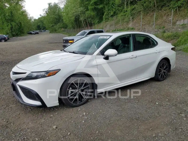 2023 Toyota CAMRY фото