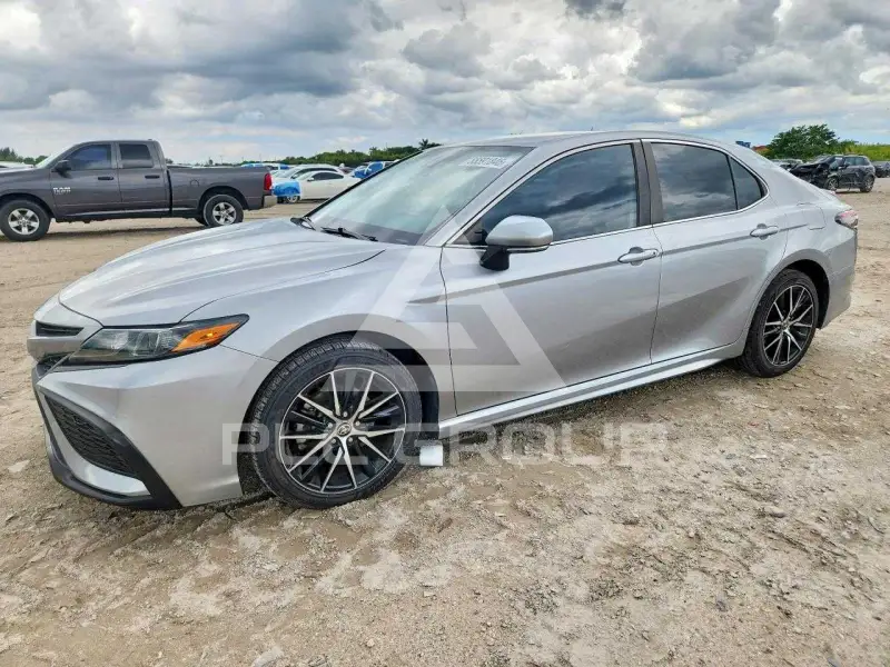 2023 Toyota CAMRY фото