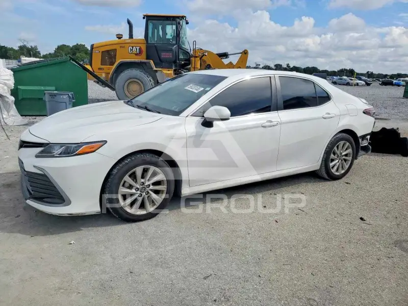 2023 Toyota CAMRY photo