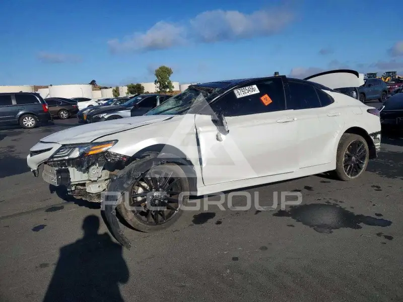 2023 Toyota CAMRY фото