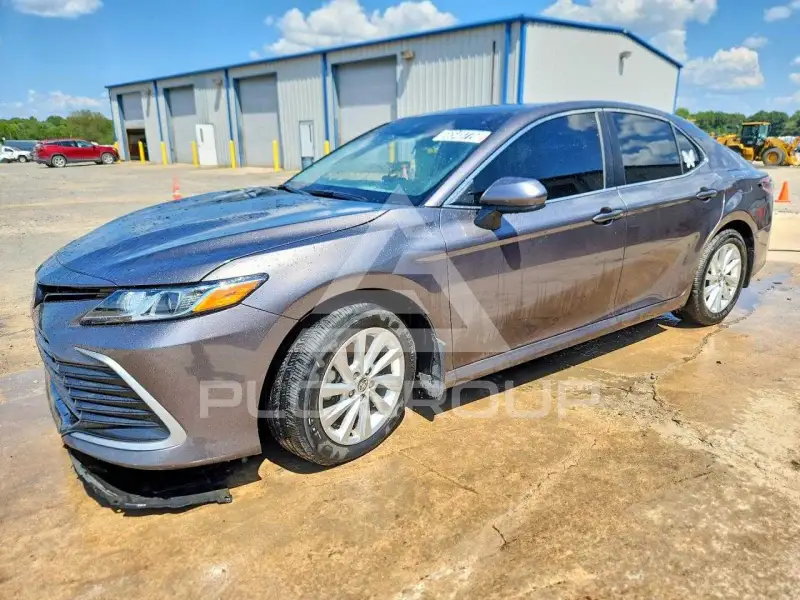 2023 Toyota CAMRY фото
