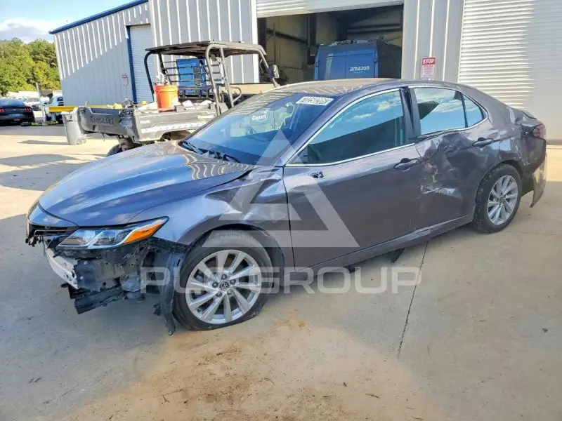 2023 Toyota CAMRY фото