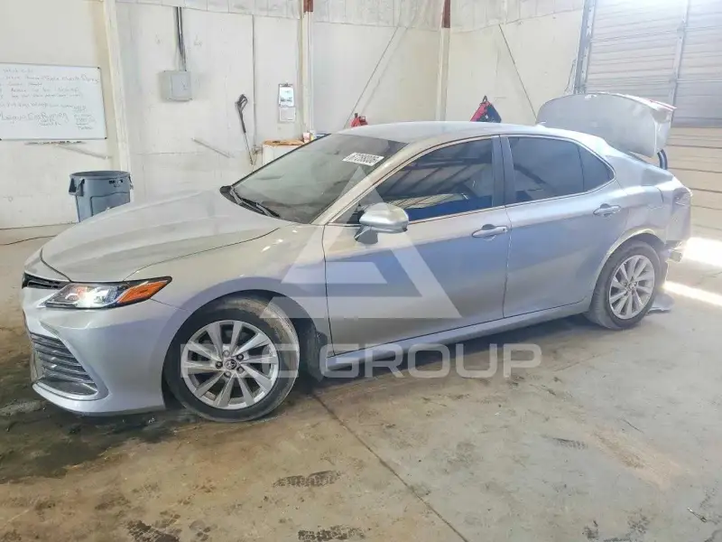 2023 Toyota CAMRY фото