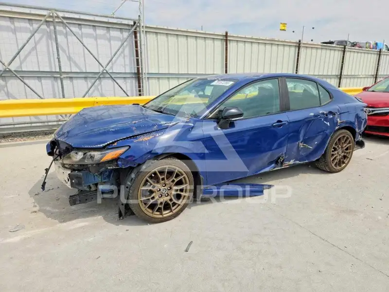 2023 Toyota CAMRY фото