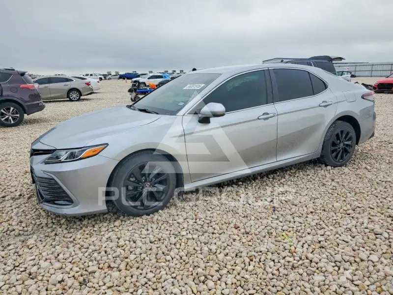 2023 Toyota CAMRY фото