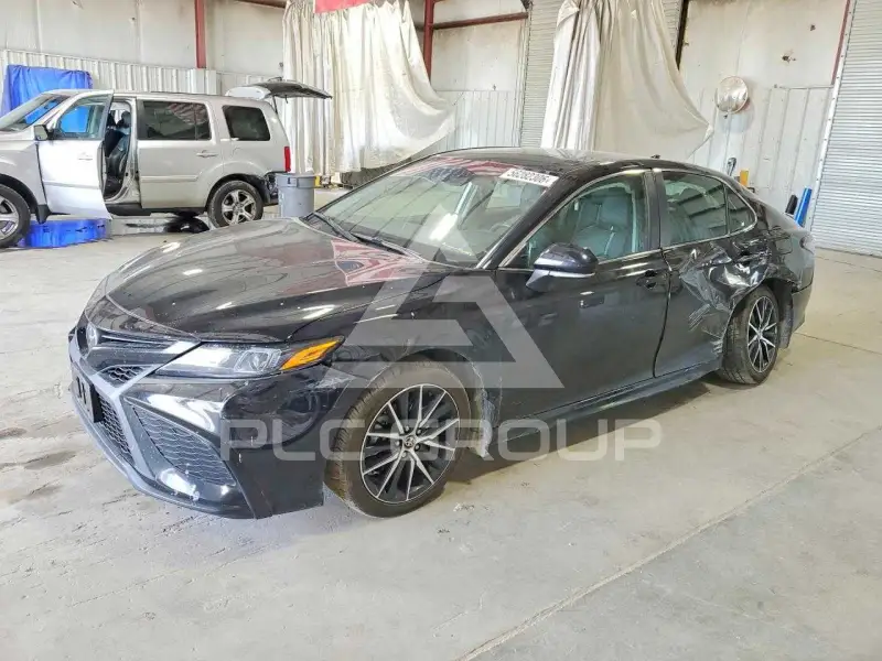2023 Toyota CAMRY фото