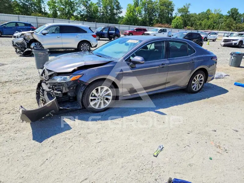 2023 Toyota CAMRY фото