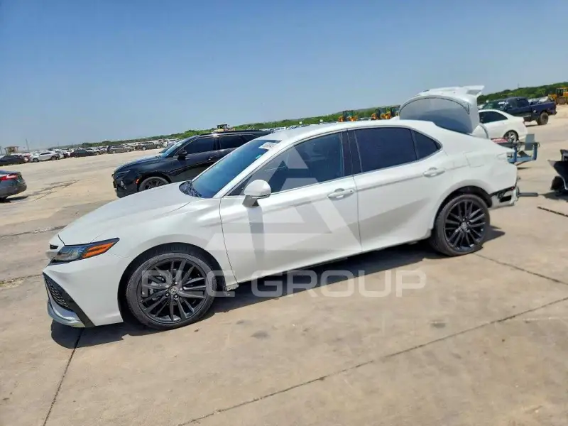 2023 Toyota CAMRY фото