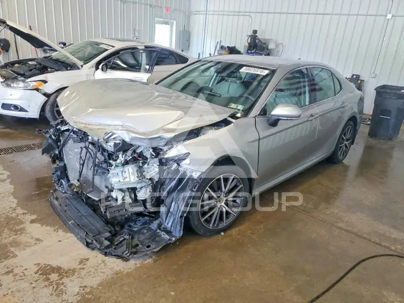 2023 Toyota CAMRY photo