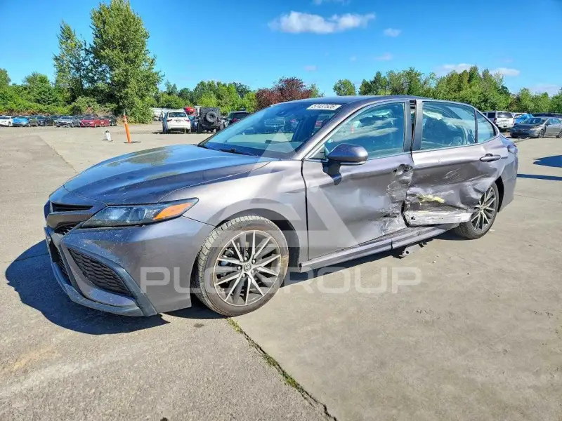 2023 Toyota CAMRY фото