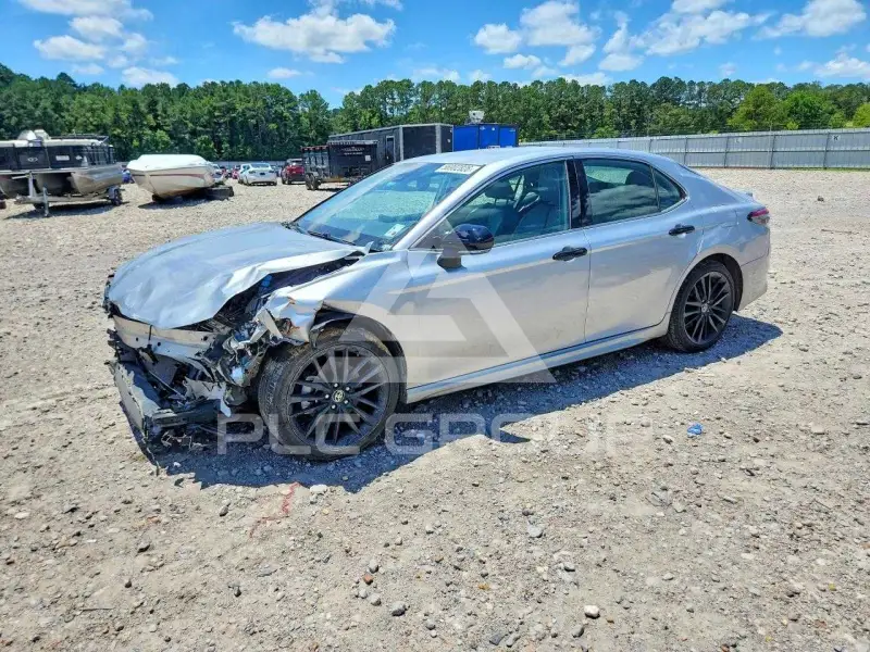2023 Toyota CAMRY фото