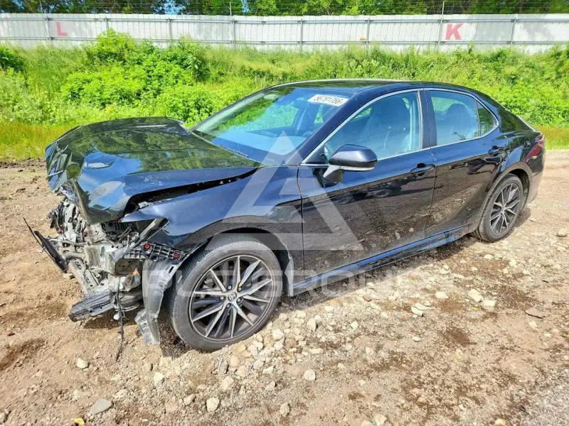 2023 Toyota CAMRY фото