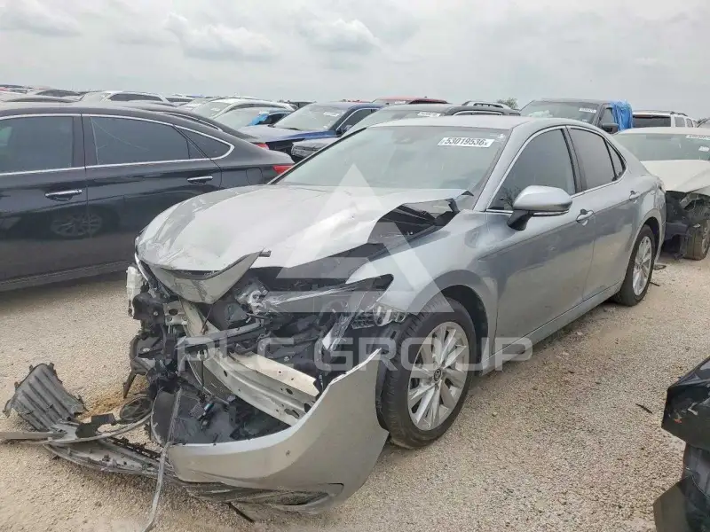 2023 Toyota CAMRY фото