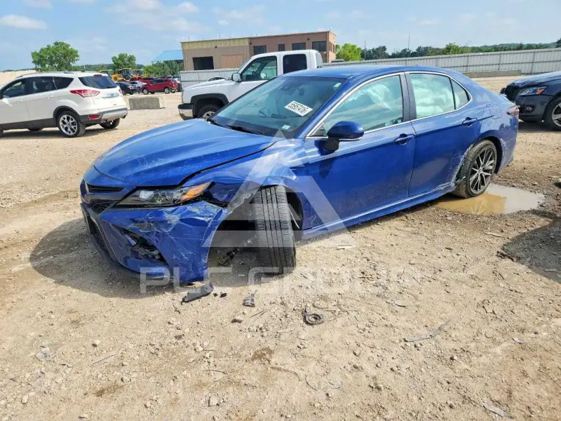 2023 Toyota CAMRY фото