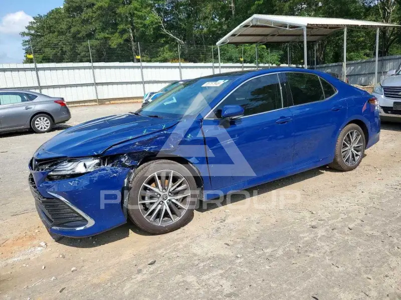 2023 Toyota CAMRY фото