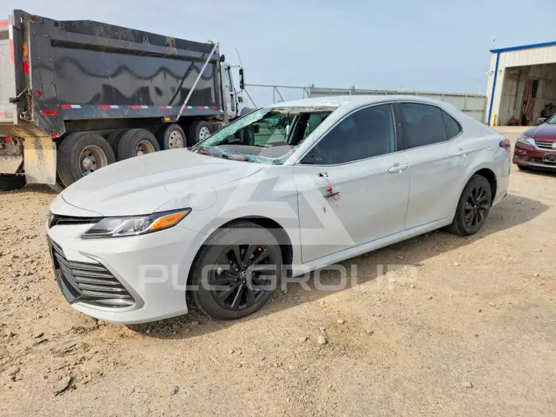 2023 Toyota CAMRY фото