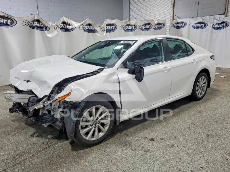 2023 Toyota CAMRY фото