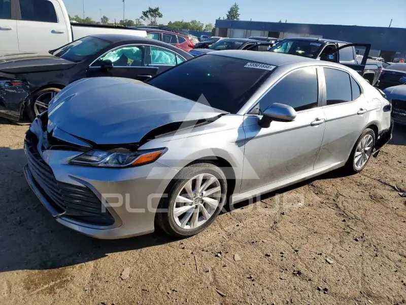 2023 Toyota CAMRY фото