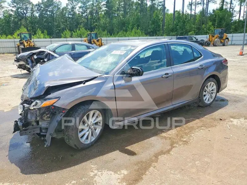 2023 Toyota CAMRY фото