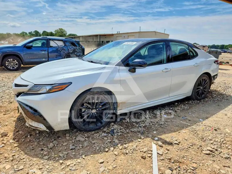 2023 Toyota CAMRY фото