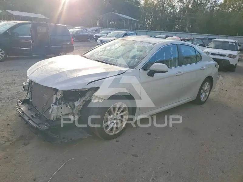 2023 Toyota CAMRY фото
