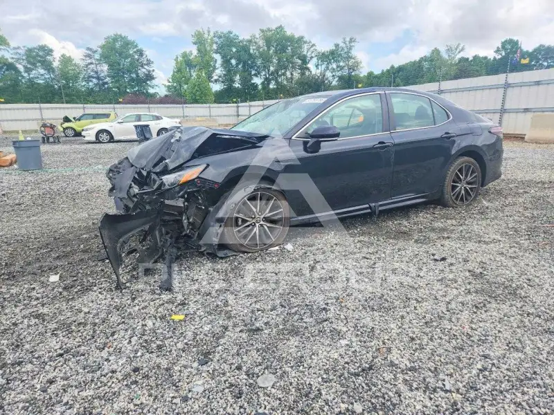 2023 Toyota CAMRY фото