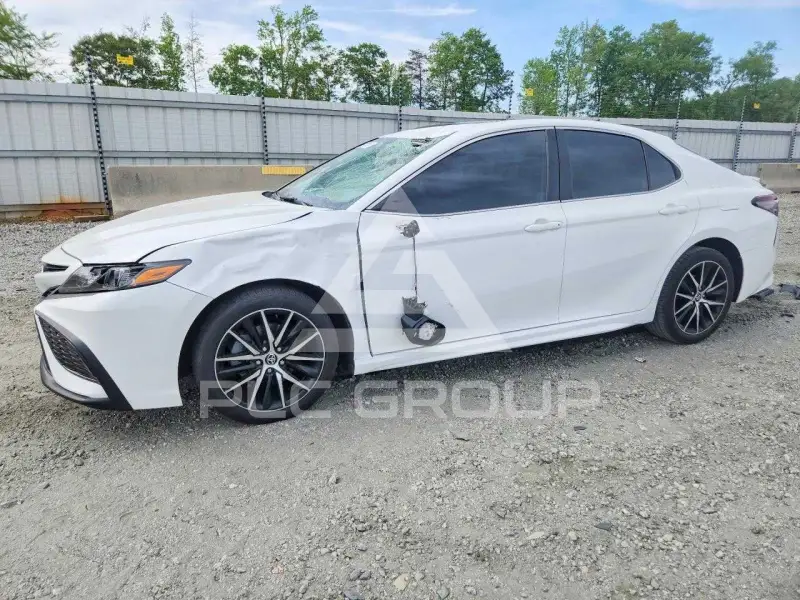 2023 Toyota CAMRY photo
