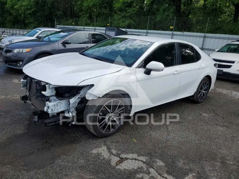 2023 Toyota CAMRY фото