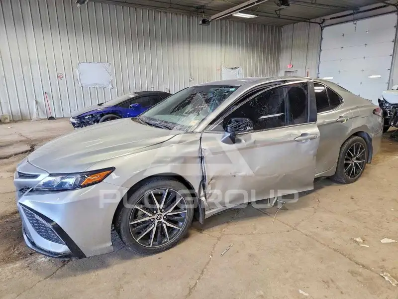 2023 Toyota CAMRY фото