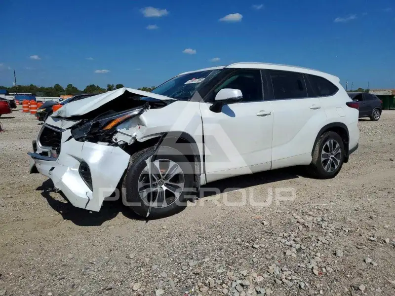 2023 Toyota Highlander фото