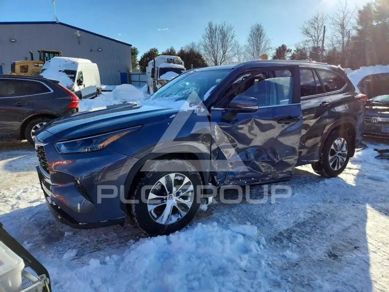 2023 Toyota Highlander фото