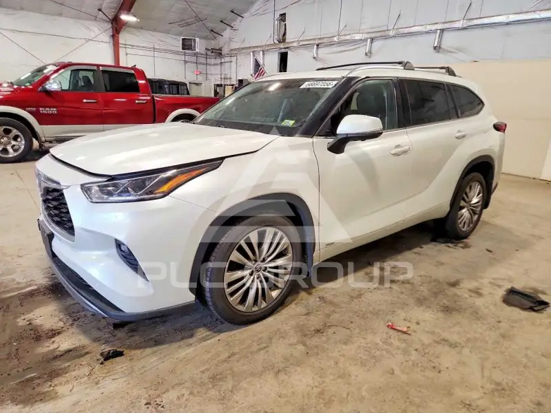 2023 Toyota Highlander фото