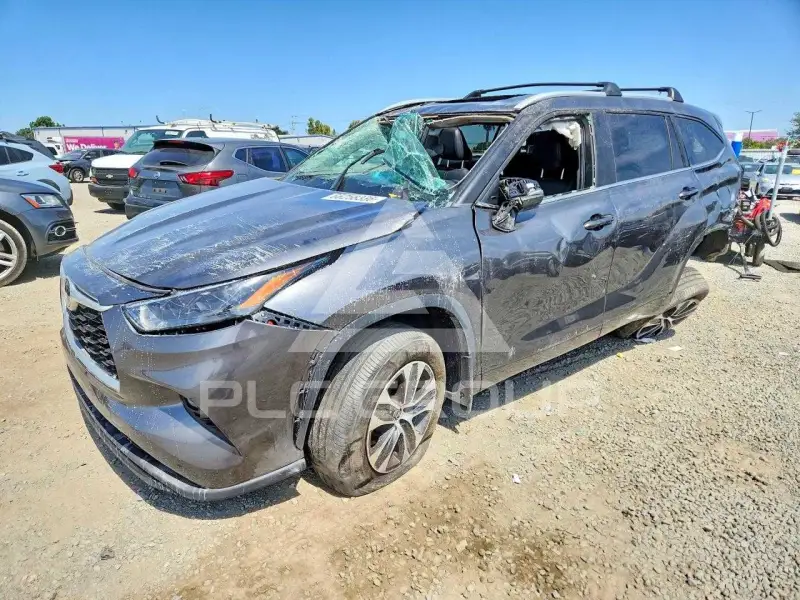 2023 Toyota Highlander фото