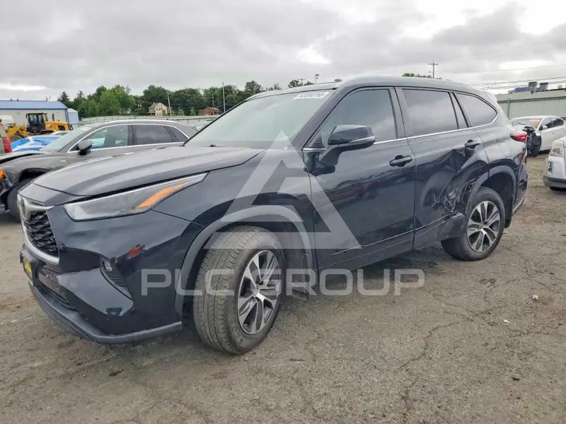 2023 Toyota Highlander фото