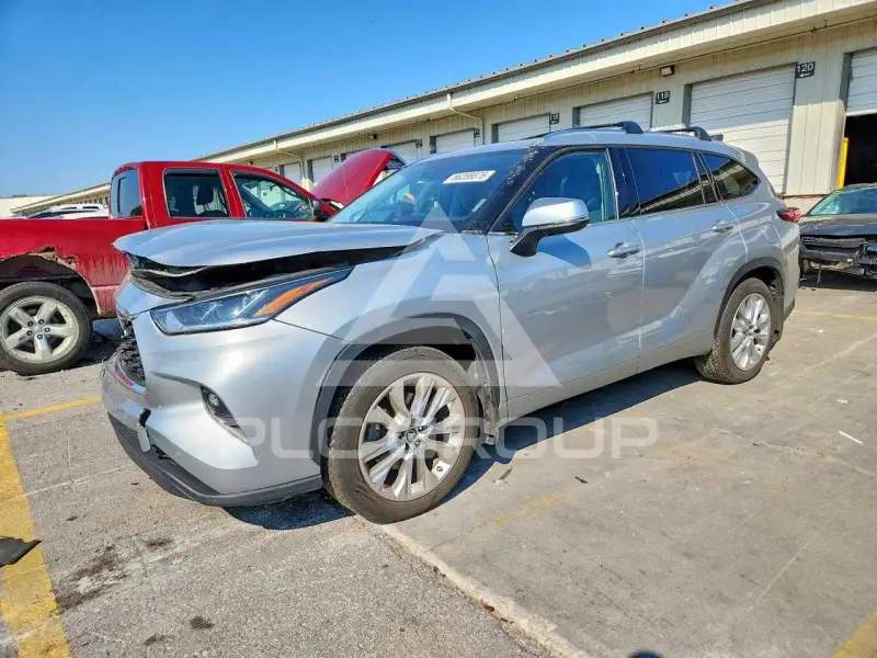2023 Toyota Highlander фото
